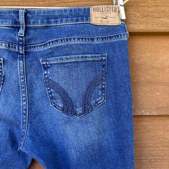 Hollister Embroidered Skinny Distressed MId-Rise Blue Jeans Size 5 - Picture 12 of 14